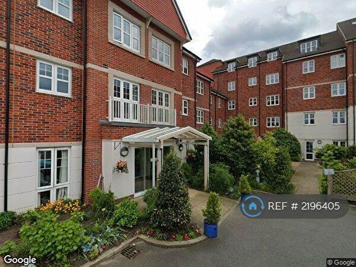 2 Bedroom Flat To Rent In Swift House, Maidenhead, SL6