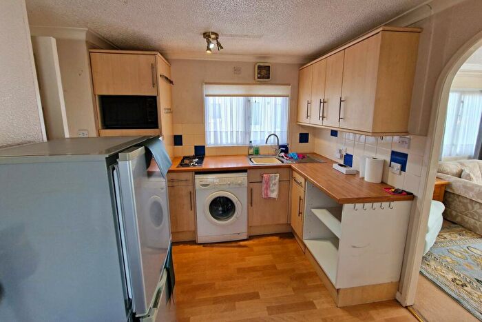 2 Bedroom Mobile Home For Sale In The Willows Park, Guildford Road, Normandy, GU3