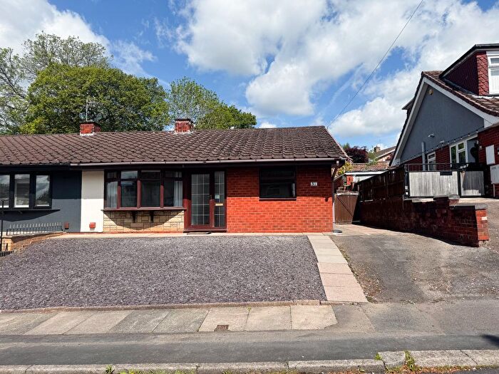 3 Bedroom Semi-Detached Bungalow To Rent In Coleridge Road, Blurton, Stoke-On-Trent, ST3