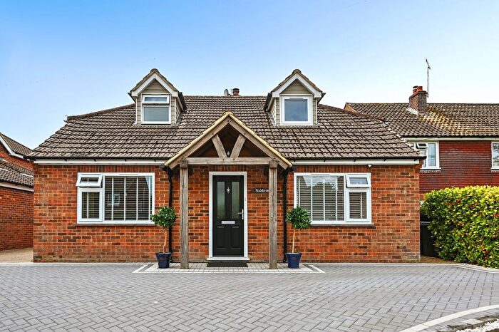 5 Bedroom Detached House For Sale In Kingsford Street, Mersham, TN25