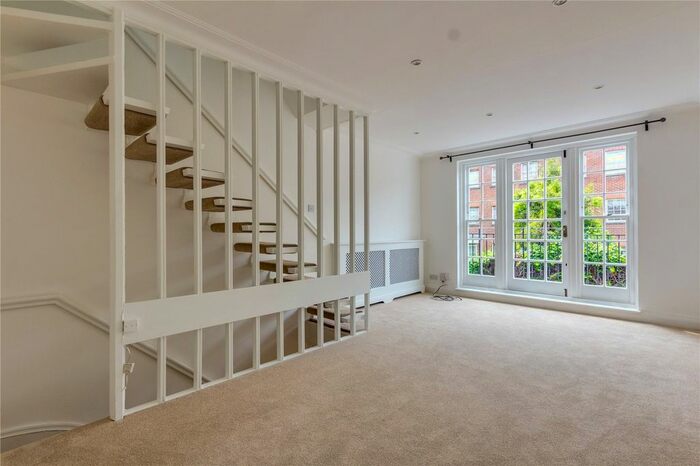2 Bedroom Terraced House To Rent In Abbotsbury Close, London, W14