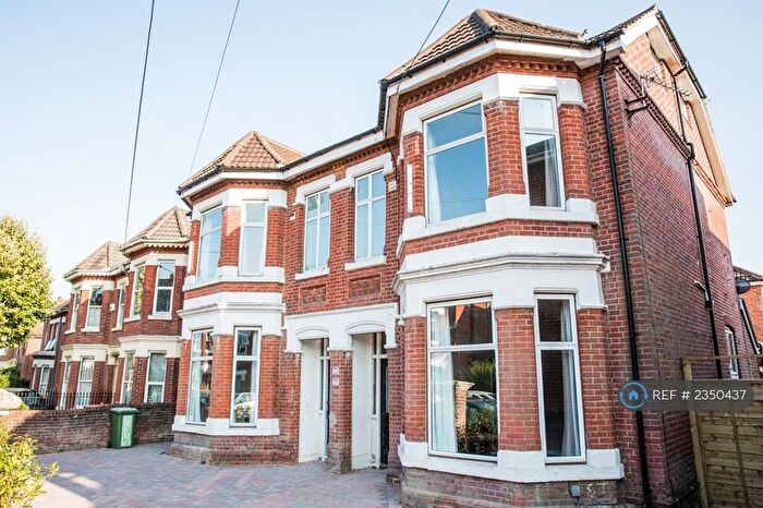 7 Bedroom Semi-Detached House To Rent In Alma Road, Southampton, SO14