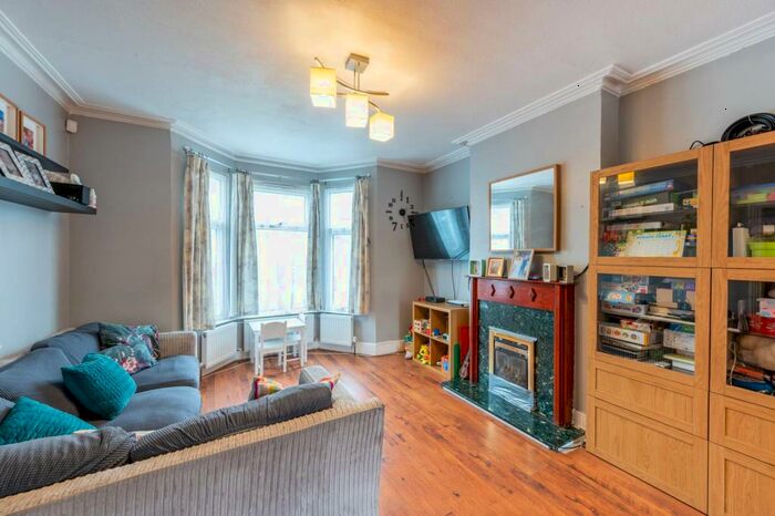 5 Bedroom House To Rent In Clarendon Road, Croydon, CR0