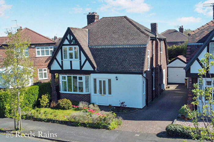 3 Bedroom Detached House For Sale In Cumberland Road, Sale, Greater Manchester, M33
