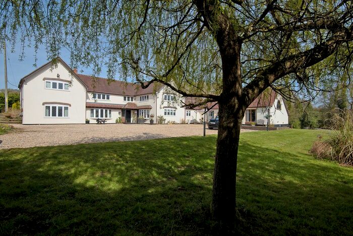 4 Bedroom Detached House For Sale In Knowbury, Ludlow, SY8