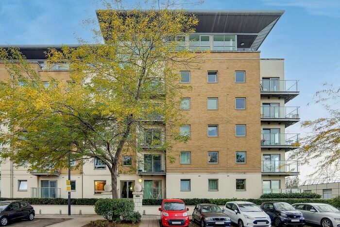 2 Bedroom Flat To Rent In Argyll Road, Woolwich, London, SE18