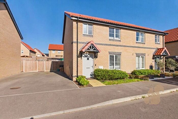 3 Bedroom Semi Detached House For Sale In Pretty Way, Sudbury, CO10