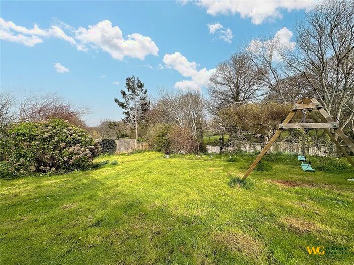4 Bedroom Detached House To Rent In Ashleigh Road, Exmouth, EX8