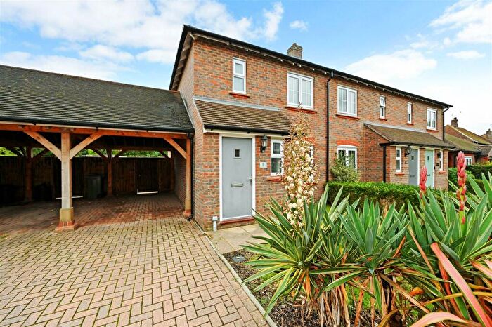 2 Bedroom Semi-Detached House To Rent In Nightingale Lane, Barnham, PO22