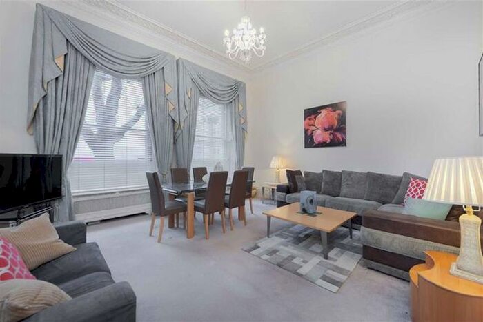 2 Bedroom Flat To Rent In Queen's Gate, London, SW7