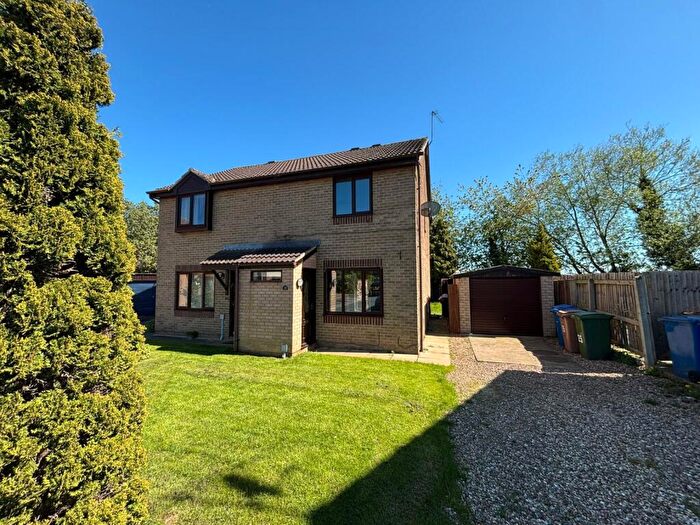 3 Bedroom Semi-Detached House To Rent In Sheldrake Way, Beverley, East Yorkshire, HU17