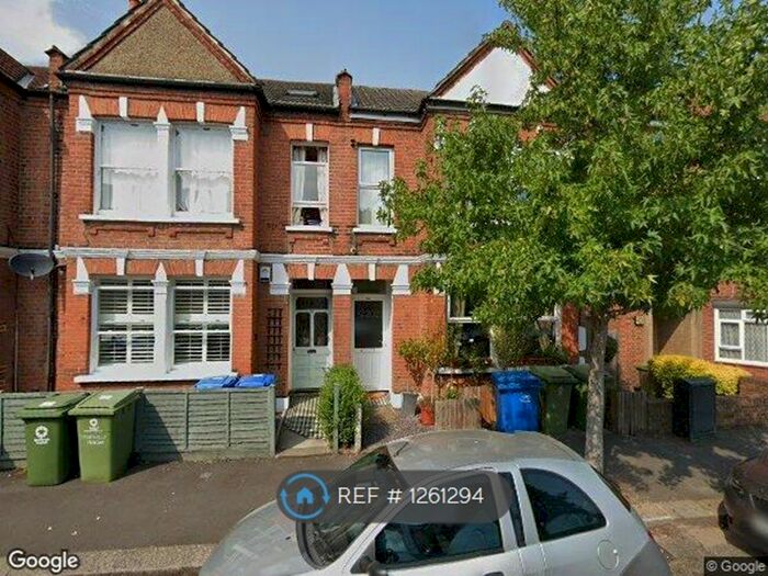 2 Bedroom Flat To Rent In Playfield Crescent, London SE22