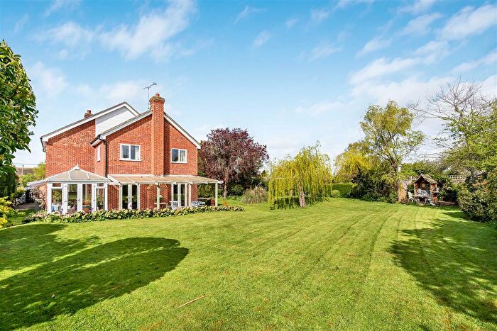 4 Bedroom Property For Sale In High Street, Ludgershall, Aylesbury, HP18