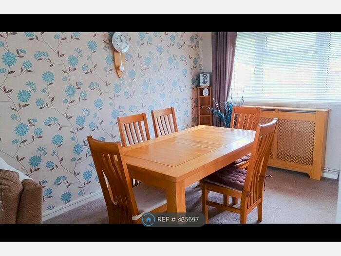 3 Bedroom Terraced House To Rent In Leach Road, Bicester, OX26