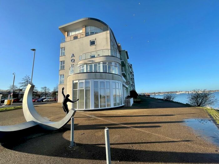 2 Bedroom Apartment To Rent In Lifeboat Quay, Poole, BH15