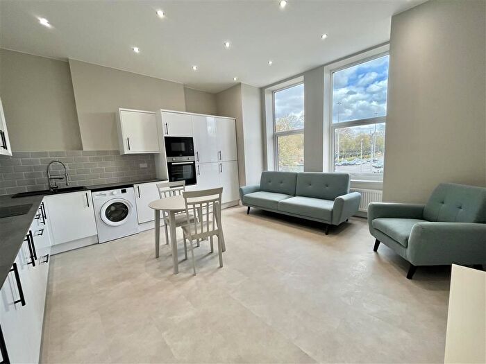 2 Bedroom Flat To Rent In Noel Street, Nottingham, NG7