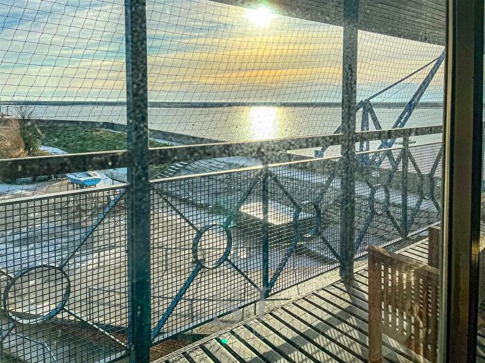 2 Bedroom Apartment For Sale In Belvedere Road, Burnham-On-Crouch, CM0