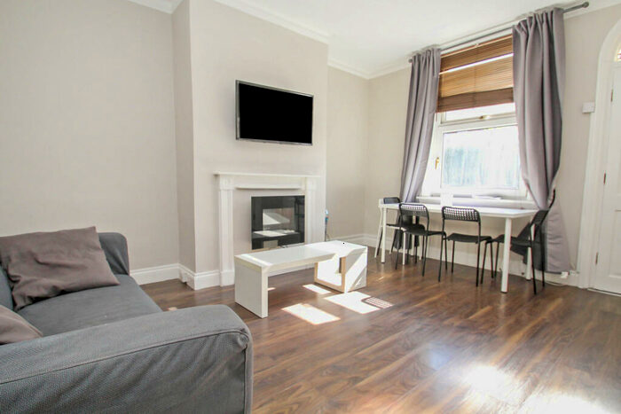 3 Bedroom Terraced House To Rent In Haddon Avenue, Burley, Leeds, LS4