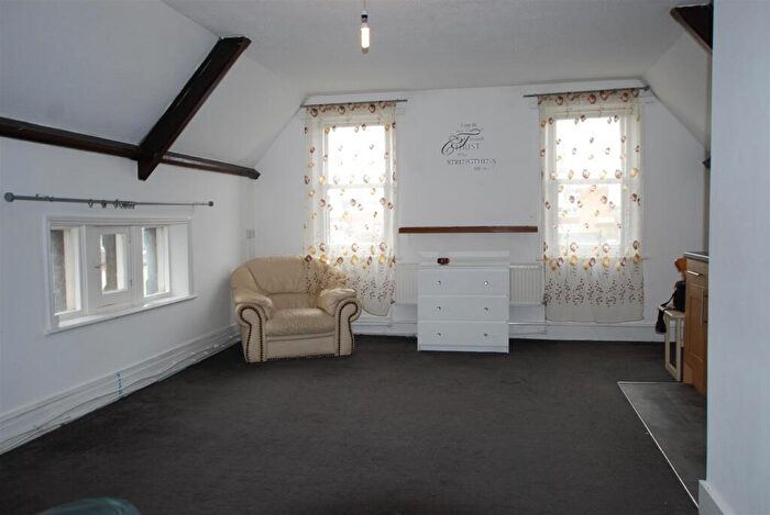 House To Rent In Beckenham, BR3