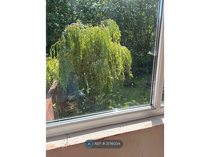 2 Bedroom Detached House To Rent In Parkfield Road, Liverpool, L17