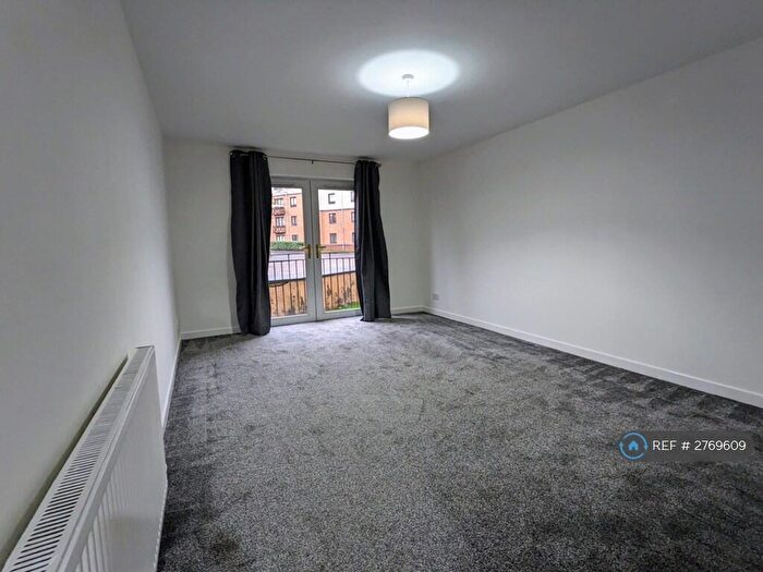 2 Bedroom Flat To Rent In Ferguslie Walk, Paisley, PA1