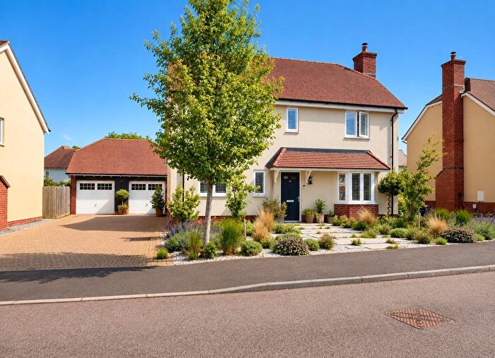 4 Bedroom Detached House For Sale In Crab Apple Drive, Black Notley, Braintree, CM77