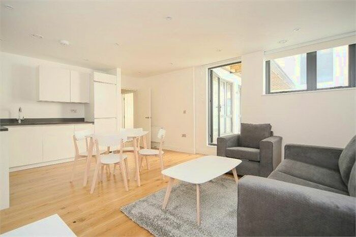 2 Bedroom Flat To Rent In Alpha House, Dalston, London, E8