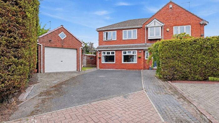 5 Bedroom Detached House For Sale In Leander Drive, Boldon Colliery, NE35
