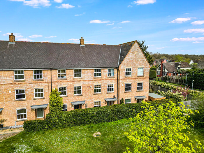 3 Bedroom Town House For Sale In Fayrewood Drive, Great Leighs, Chelmsford, CM3