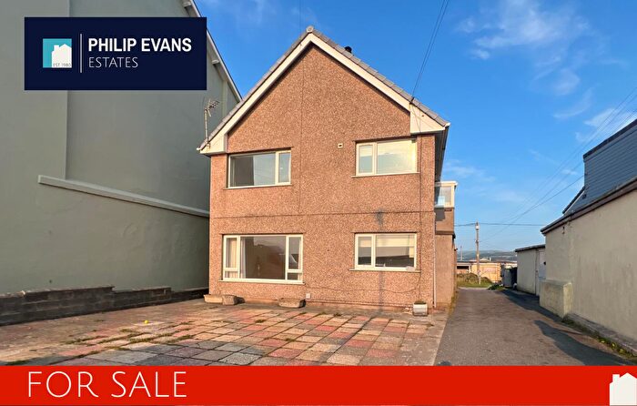 4 Bedroom Flat For Sale In Borth, SY24