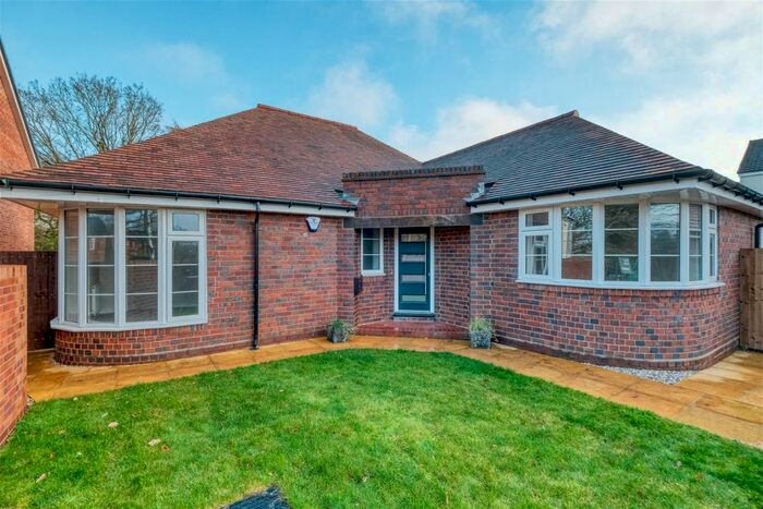 4 Bedroom Bungalow For Sale In Alcester Road, Wythall, Birmingham, B47