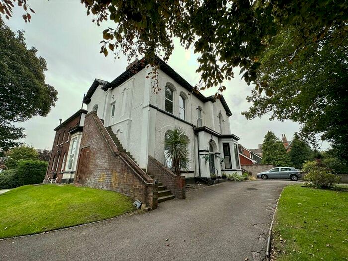 2 Bedroom Apartment To Rent In Westcliffe Road, Southport, PR8