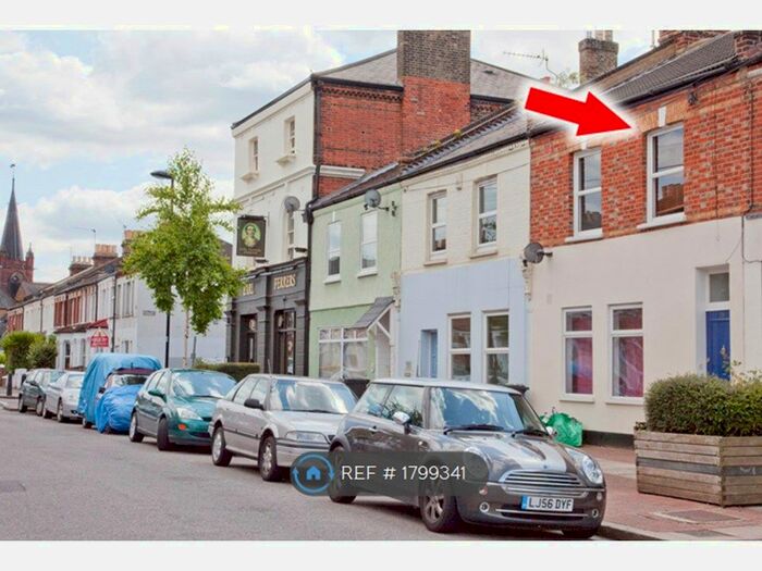 2 Bedroom Flat To Rent In Streatham, London, SW16