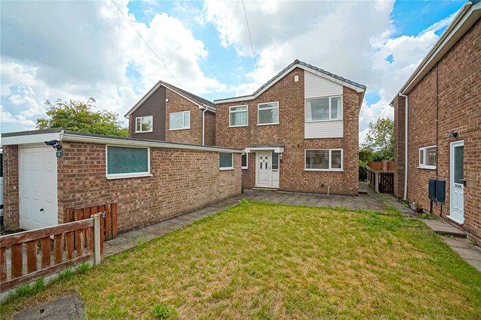 4 Bedroom Detached House For Sale In Belvedere Close, North Anston, Sheffield, South Yorkshire, S25