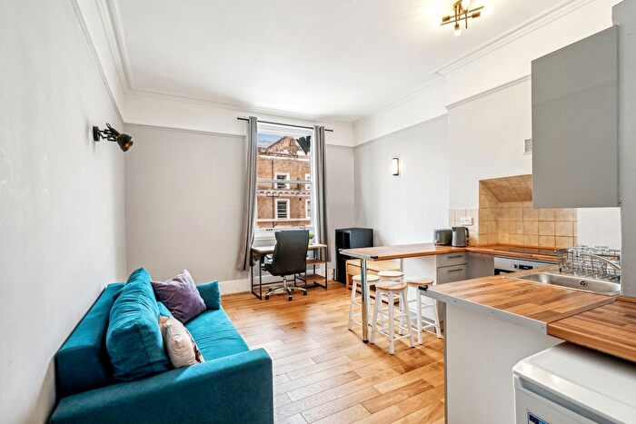 1 Bedroom Flat To Rent In Elvaston Place, South Kensington, SW7