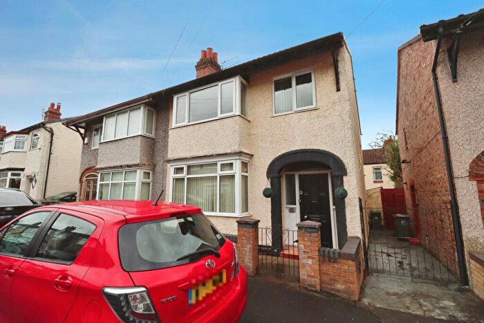 3 Bedroom Semi-Detached House For Sale In Rocklands Avenue, Bebington, CH63