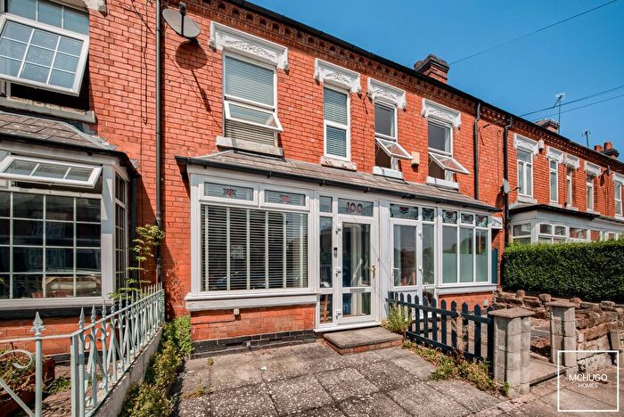 2 Bedroom Terraced House For Sale In Hampton Court Road, Birmingham, B17