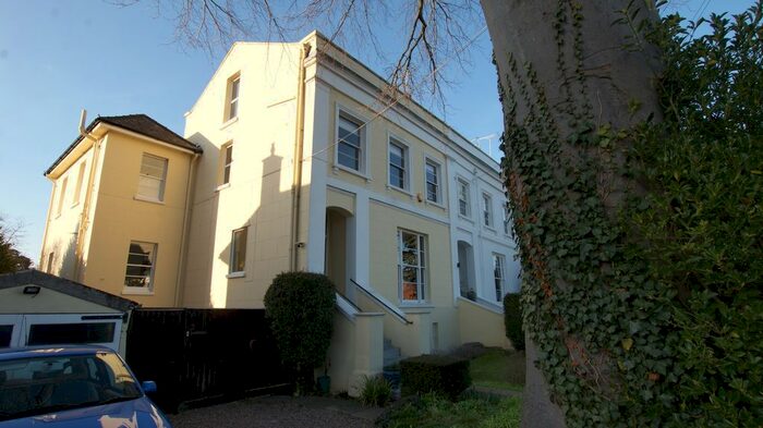 2 Bedroom Flat To Rent In Painswick Road, Cheltenham, GL50