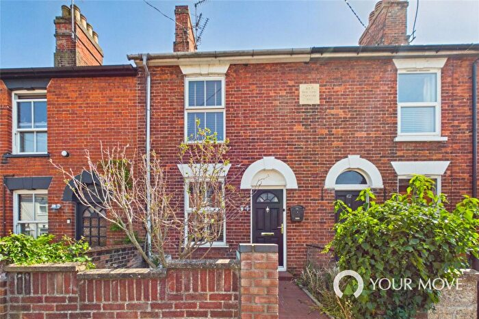 3 Bedroom Terraced House For Sale In Denmark Road, Beccles, Suffolk, NR34
