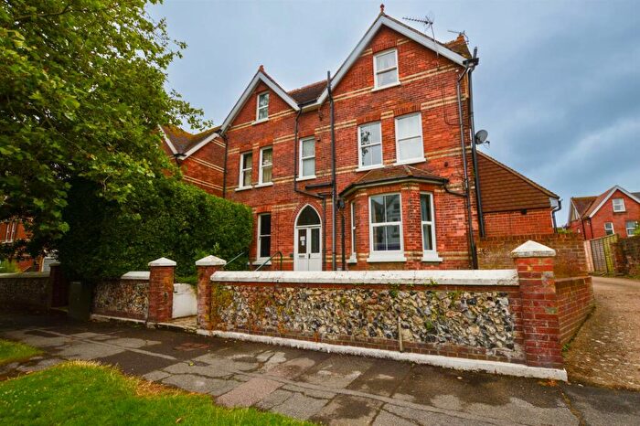 1 Bedroom Flat To Rent In Enys Road, Eastbourne, BN21