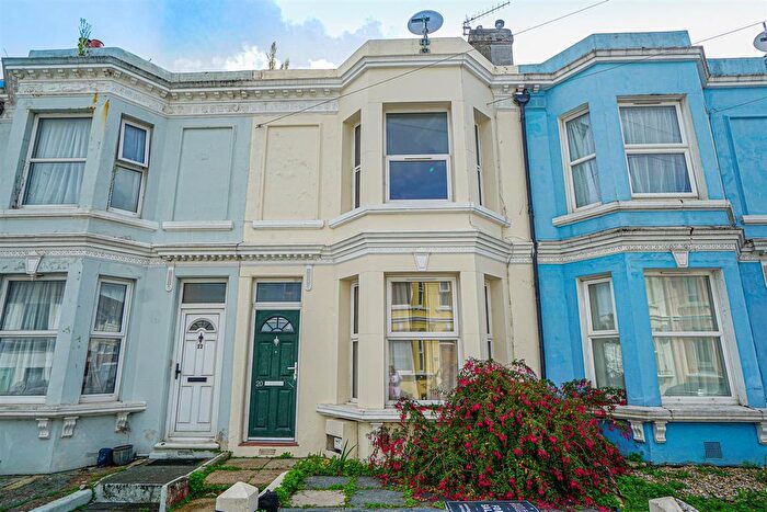 3 Bedroom Terraced House For Sale In St. Georges Road, Hastings, TN34