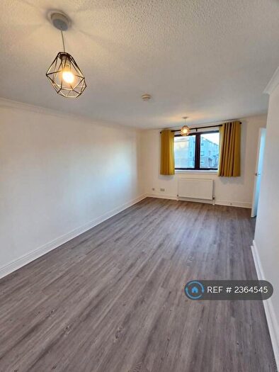 2 Bedroom Flat To Rent In Denmilne Street, Glasgow, G34