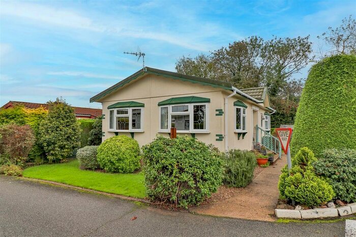 2 Bedroom Park Home For Sale In Wallow Lane, Great Bricett, Ipswich, IP7