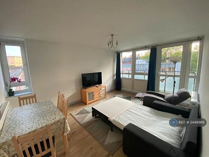 3 Bedroom Flat To Rent In Swallowfield, London, NW1