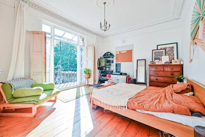 1 Bedroom Flat To Rent In Kidbrooke Park Road, Blackheath, London, SE3