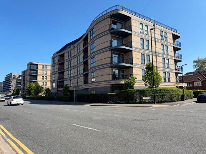 2 Bedroom Apartment For Sale In Apartment Trevithick, - Windsor Road, Slough, Buckinghamshire, SL1