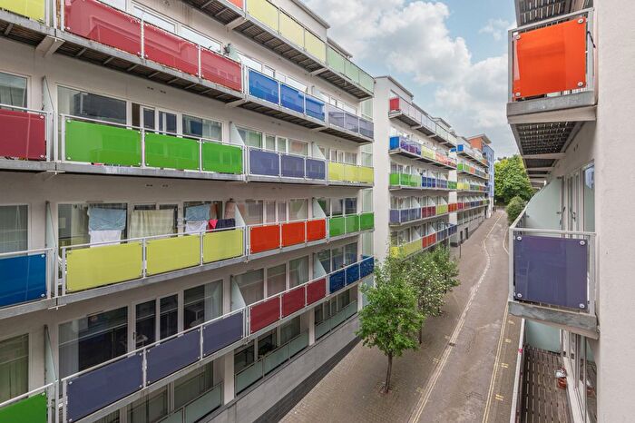 1 Bedroom Flat To Rent In Concord Street, Leeds, LS2