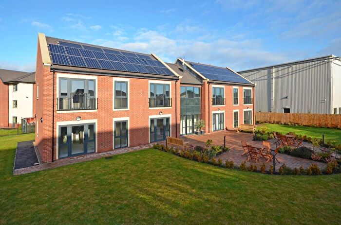 2 Bedroom Flat To Rent In Clifton View Apartments, Green Lane, York, YO30