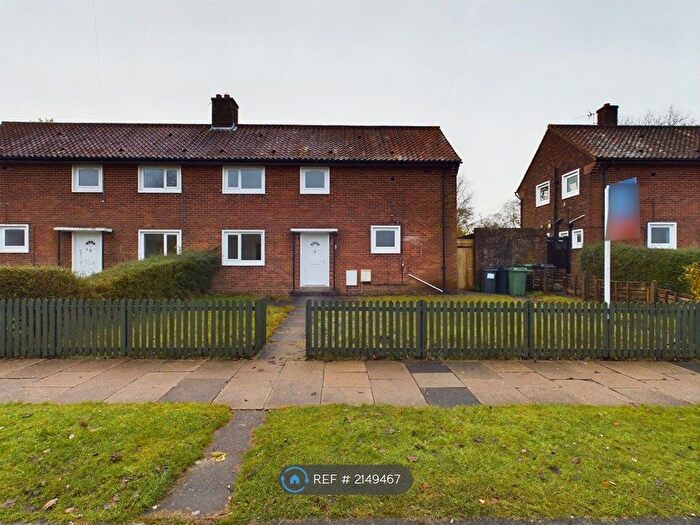 3 Bedroom Semi-Detached House To Rent In Lingfield Close, Darlington, DL1