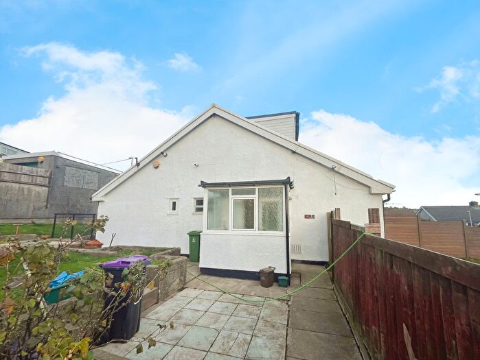 4 Bedroom Semi-Detached House To Rent In The Links, Trevethin, Pontypool, NP4